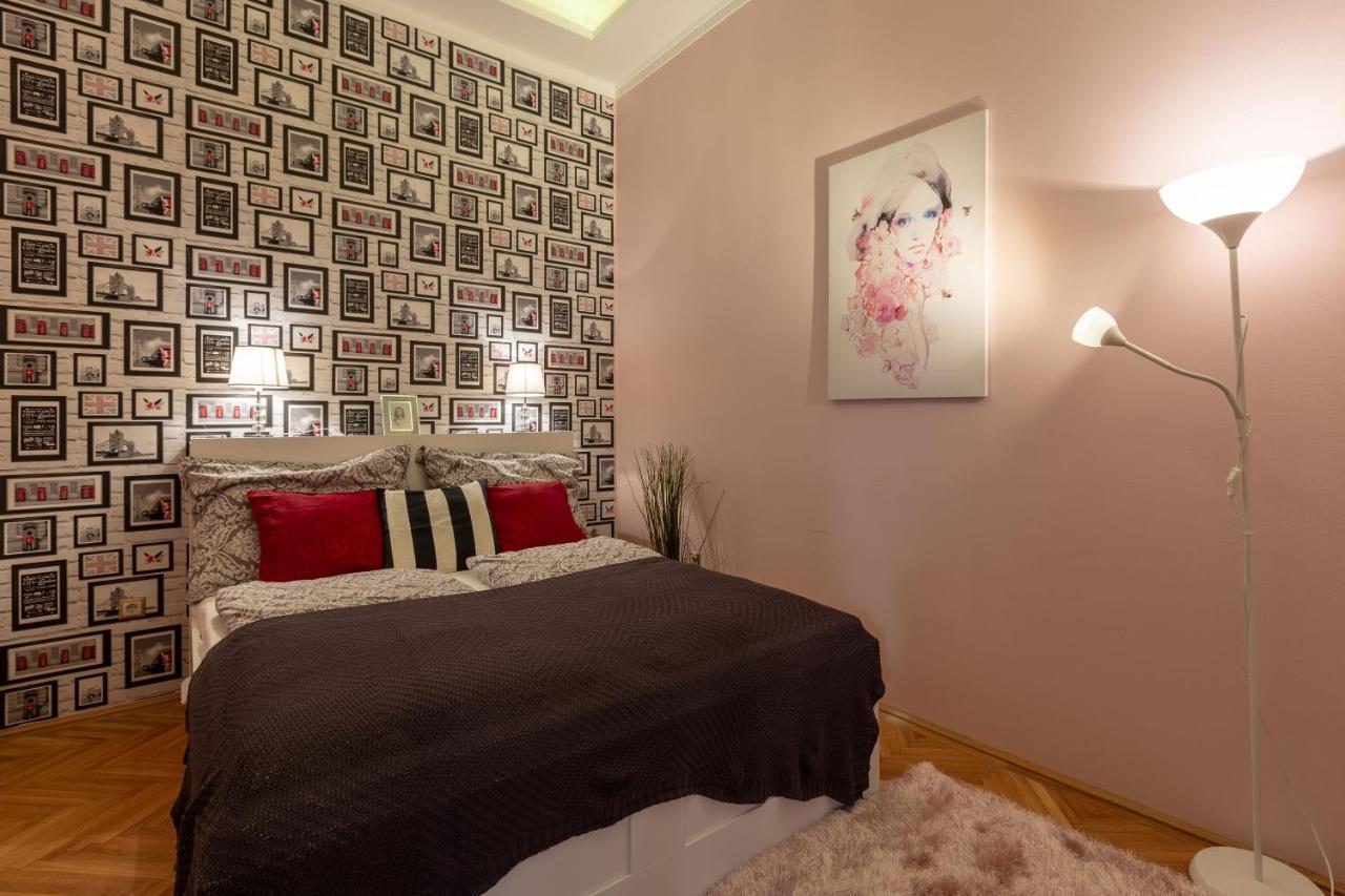 Luxury Downtown Home By Anna Boedapest Buitenkant foto